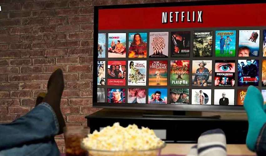 Netflix Grows Revenue